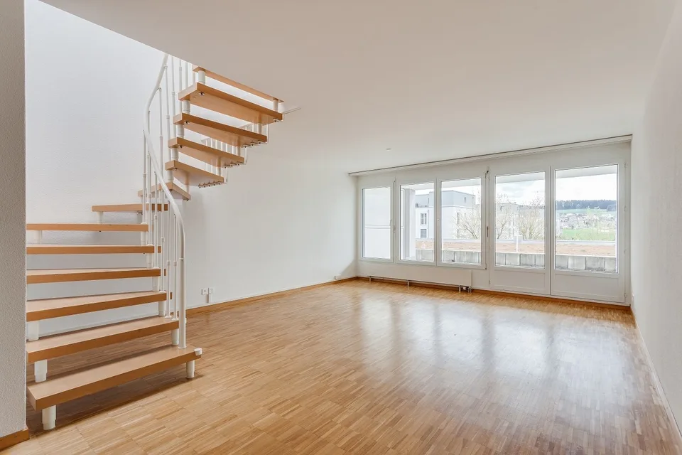 Helle Maisonette-Wohnung zu vermieten