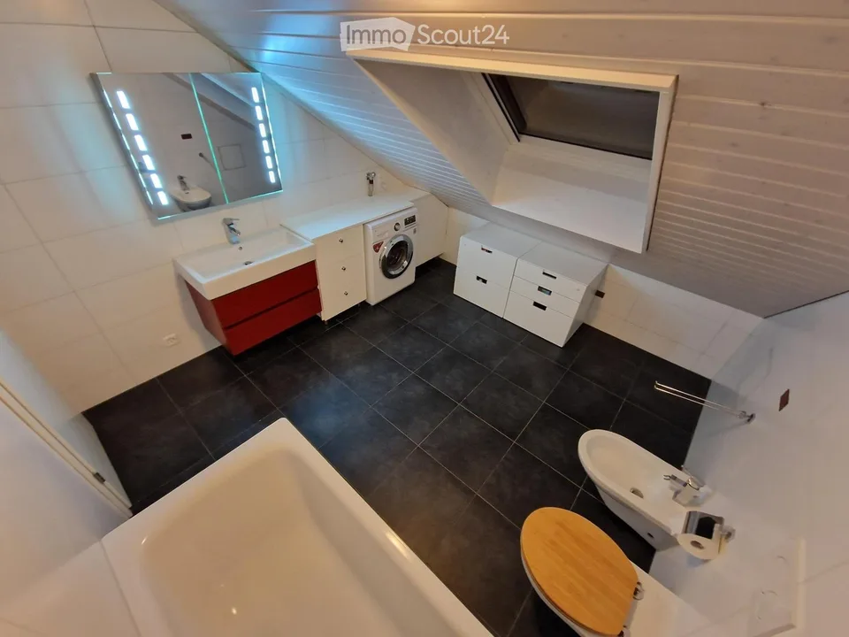 Magnifikes Duplex 4.5p + Parkplatz