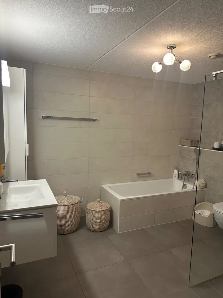 APPARTEMENT 4.5 PCES