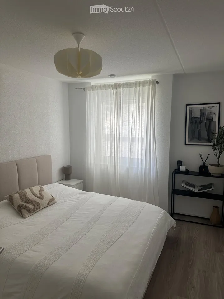 APPARTEMENT 4.5 PCES