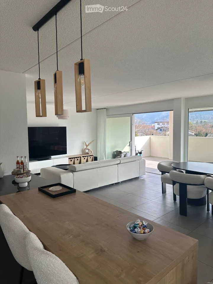 APPARTEMENT 4.5 PCES