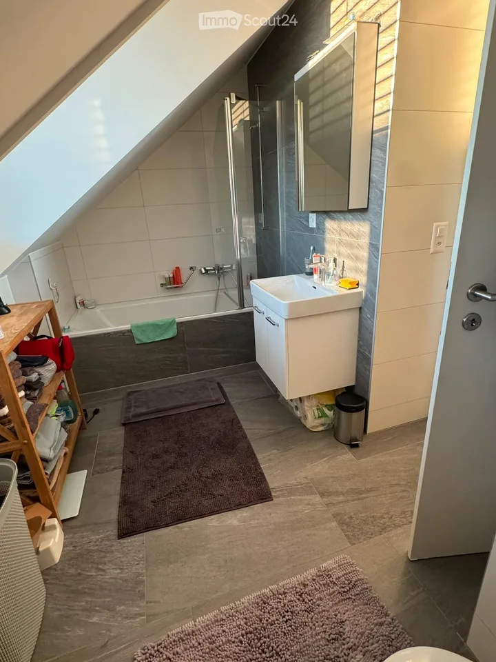 Schönes modernes 2,5-Zimmer-Duplex-Apartment in St-Prex