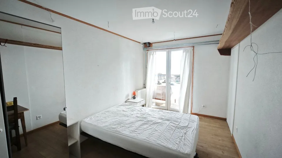 Une chambre si libère dans une Ecovillage