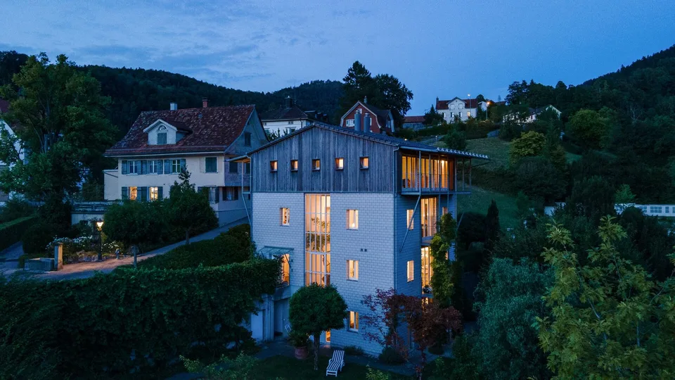 Exklusives Architektenhaus mit Einliegerwohnung
