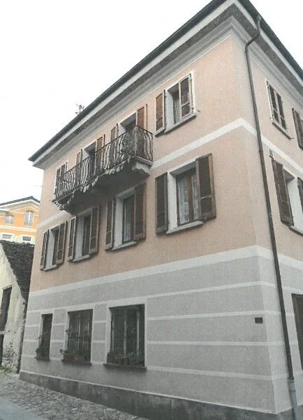 *Casa tipica ticinese edificata nel 1800*