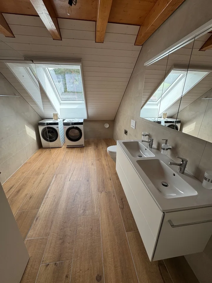 Top Dachwohnung - Erstbezug!