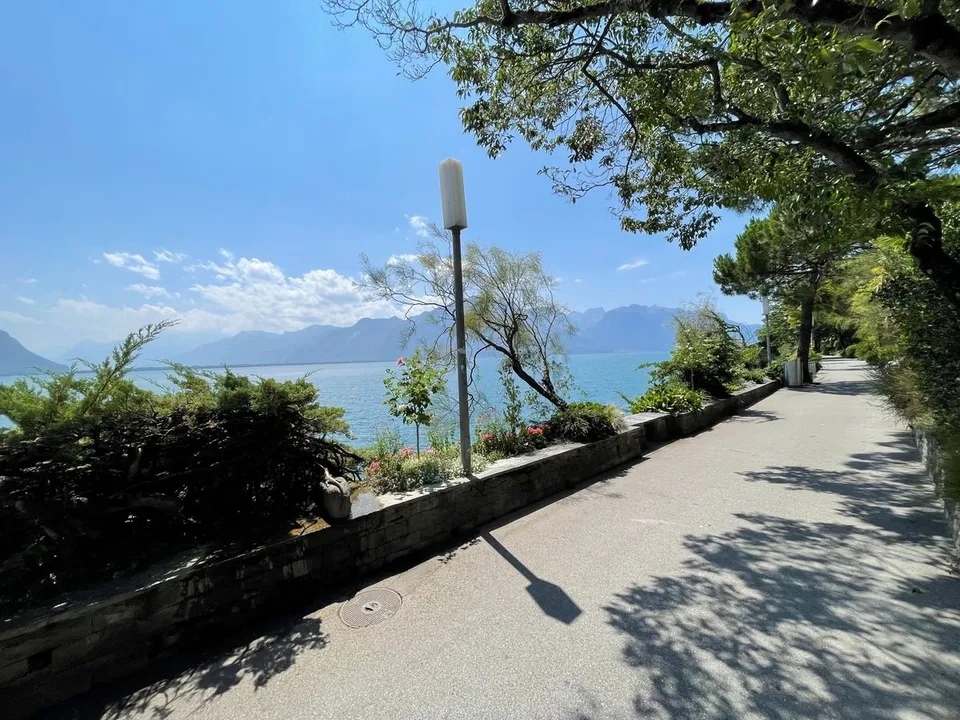 Appartamento con 1,5 locali e posizione molto buona con vista sul lago e le montagne – foto 25 di 26
