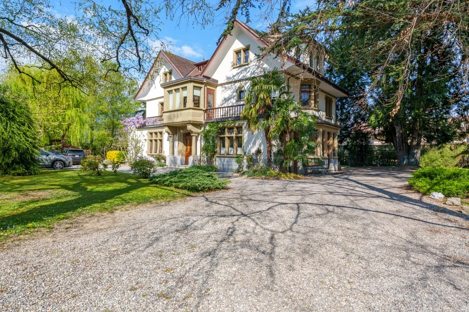 BEX - SOMPTUEUSE MAISON DE MAITRE AVEC JARDIN D'EXCEPTION