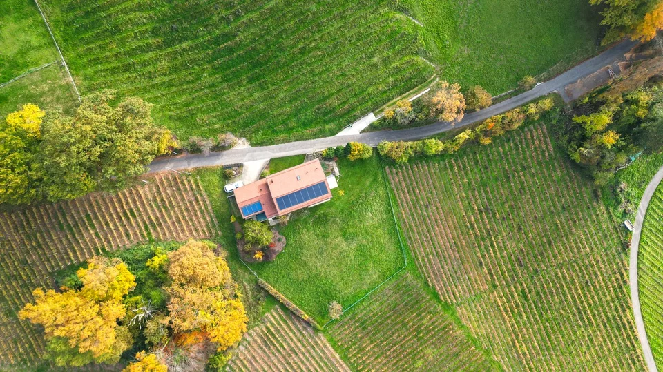 LUTRY - EINZIGARTIG! PRÄCHTIGE VILLA IM HERZEN DER WEINBERGE
