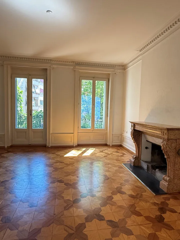 Wohnung mit 5.5 Zimmern im 1. Stock in Lausanne - befristet