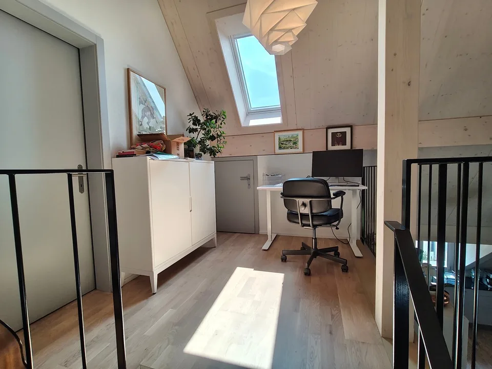 FRIBOURG - BOURGUILLON - MAGNIFICO APPARTAMENTO DI 4.5 LOCALI