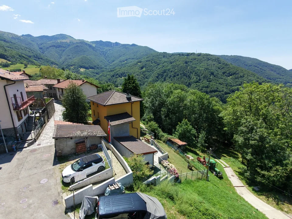 6951 Colla, Casa indipendente, ristruttu., garage, giardino