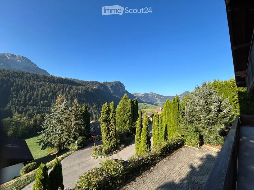 Affascinante chalet alpino con vista panoramica in affitto