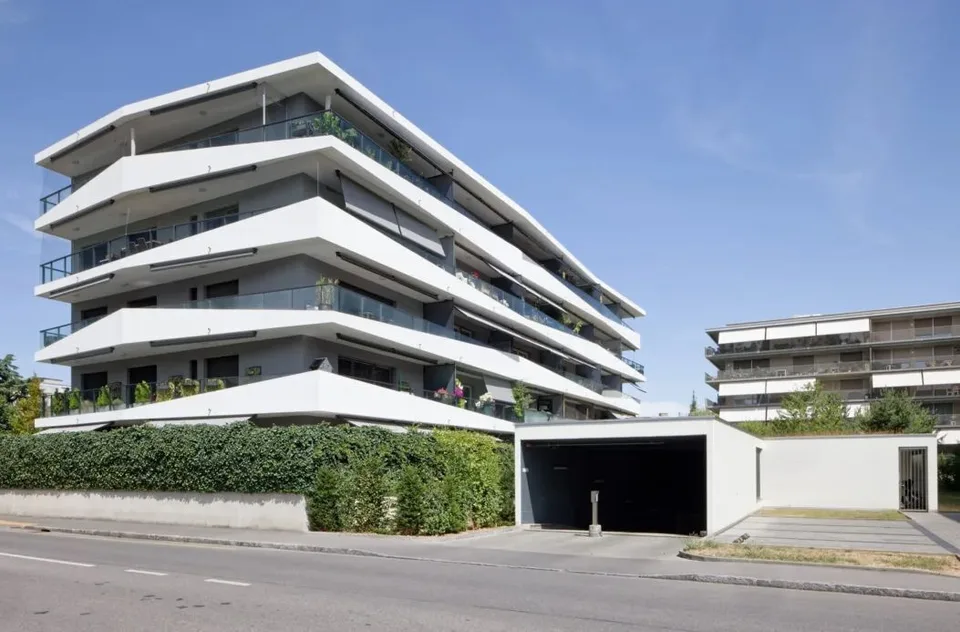 Très beau 4 pièces dans immeuble récent à Lancy (/!\ conditions HM)