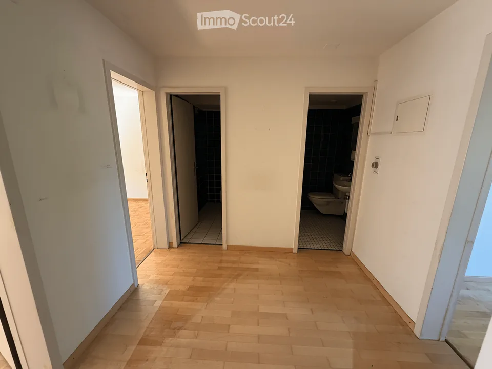 Incantevole appartamento di 3 locali con balcone e bella vista a Basilea