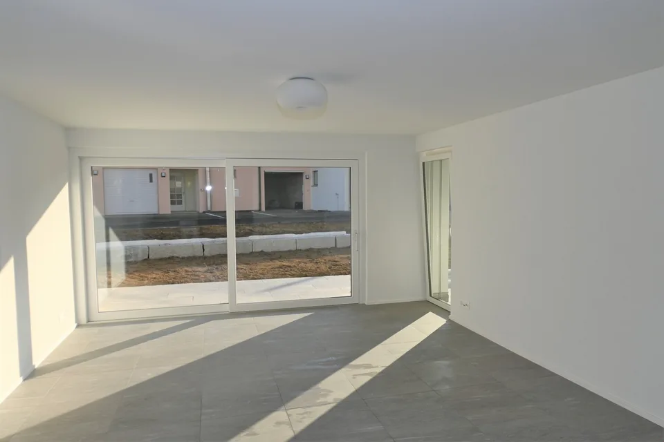 2.5 Zimmer Wohnung mit Gartenanteil