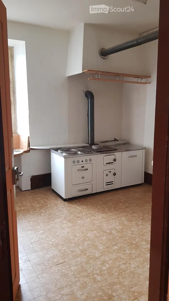 Maison avec appartement habitable,Entrepôt,Atelier