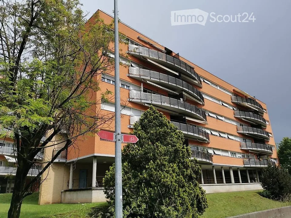 vendo 3.5 locali con giardino condominiale, di reddito