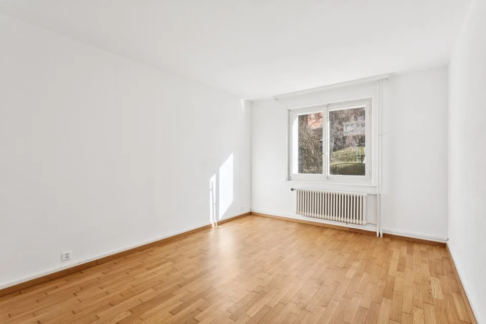 Renoviert - Balkon - gute Lage