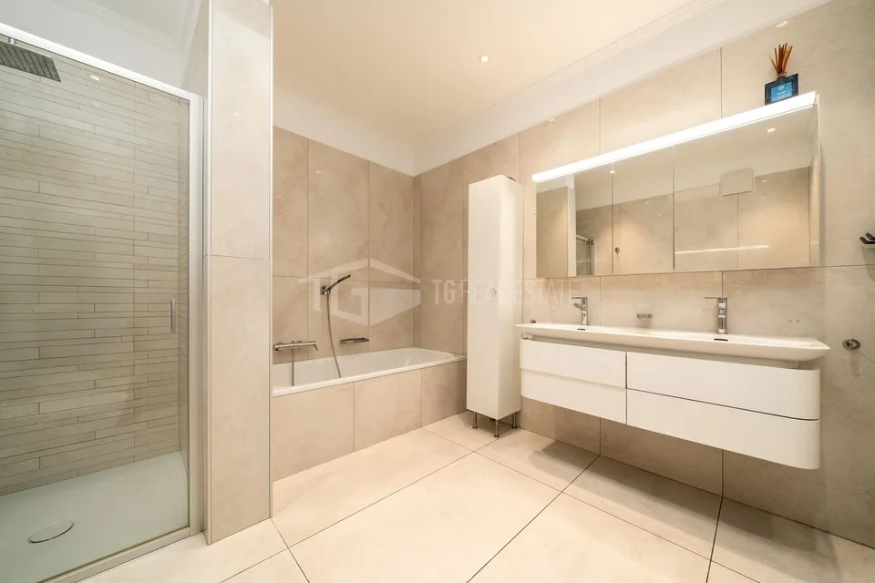 ELEGANTES PENTHOUSE NUR EIN PAAR SCHRITTE VOM ZENTRUM VON LUGANO ENTFERNT – Foto 6 von 13