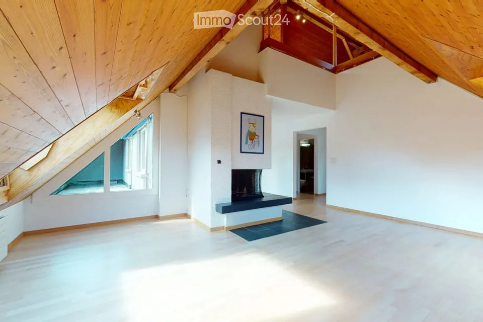 Exclusive 167m² Penthouse Maisonette Apartment w/Fireplace