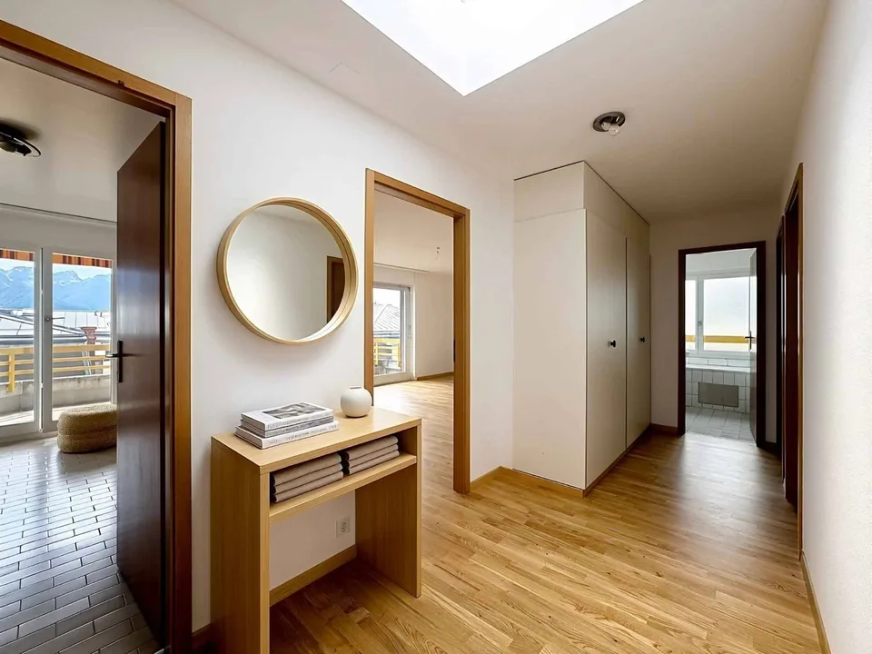 Auf der letzten Etage - Großes 3.5-Zimmer-Apartment auf 1 Ebene von 79 m2 + Balkon