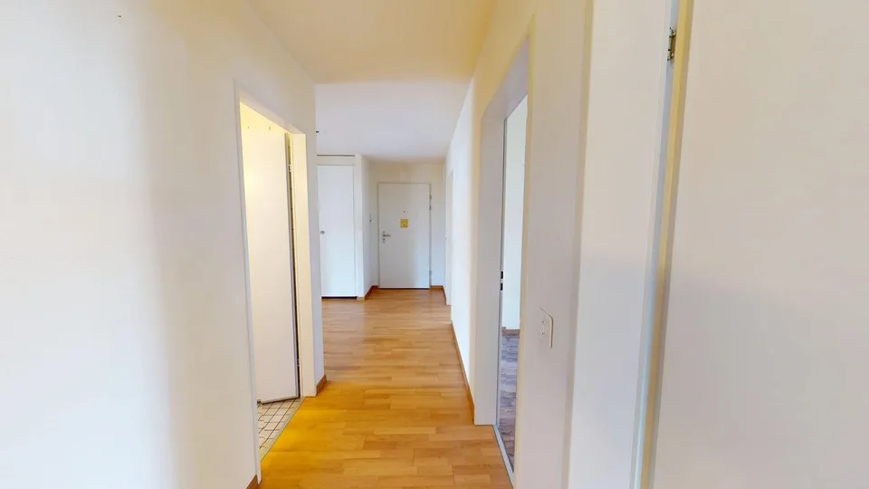 Gemütliche 4-Zimmer-Wohnung in Zürich-Altstetten (Befristung bis 30.09.2027)
