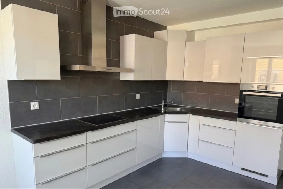 Bright 3.5-room modern apartment Rue de l'Industrie