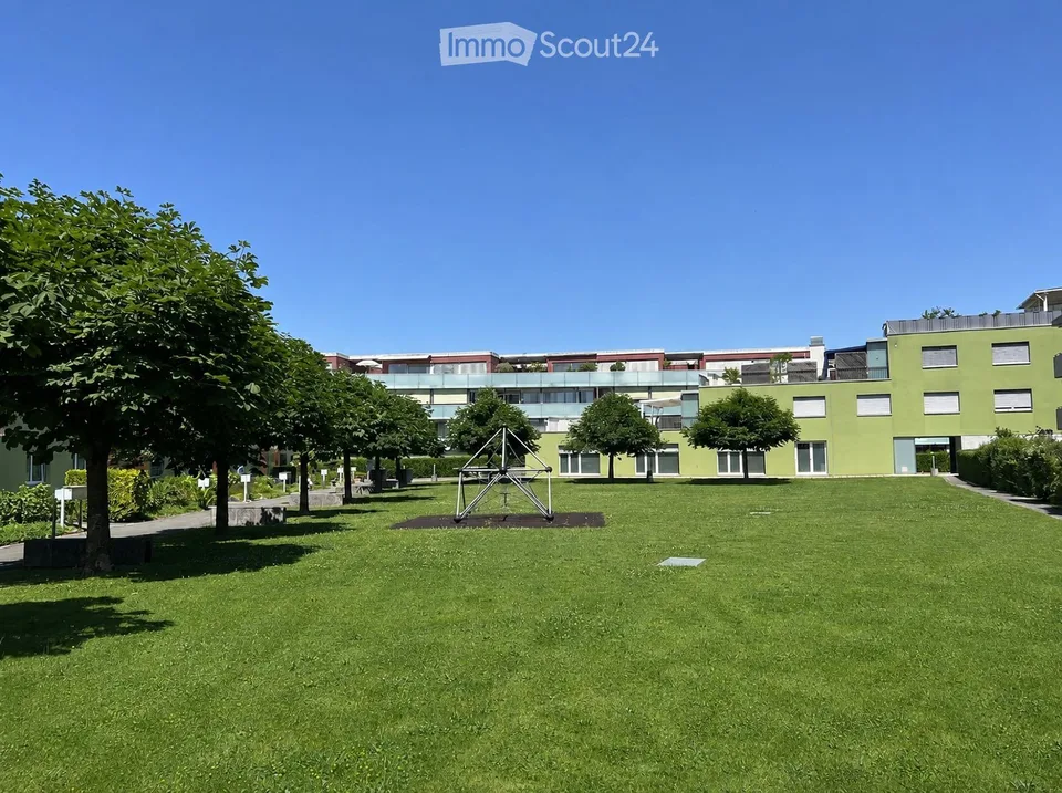 Grosse 4.5 Zi. Wohnung 110m2  in ruhigem, gehobenem Quartier