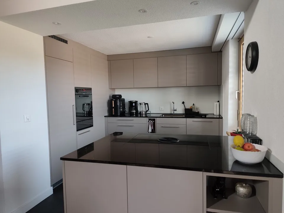 Traumhafte 5.5-Zi-Maisonette (ca. 155 m²) mit Galerie, Sichtgebälk & Cheminée in Märstetten