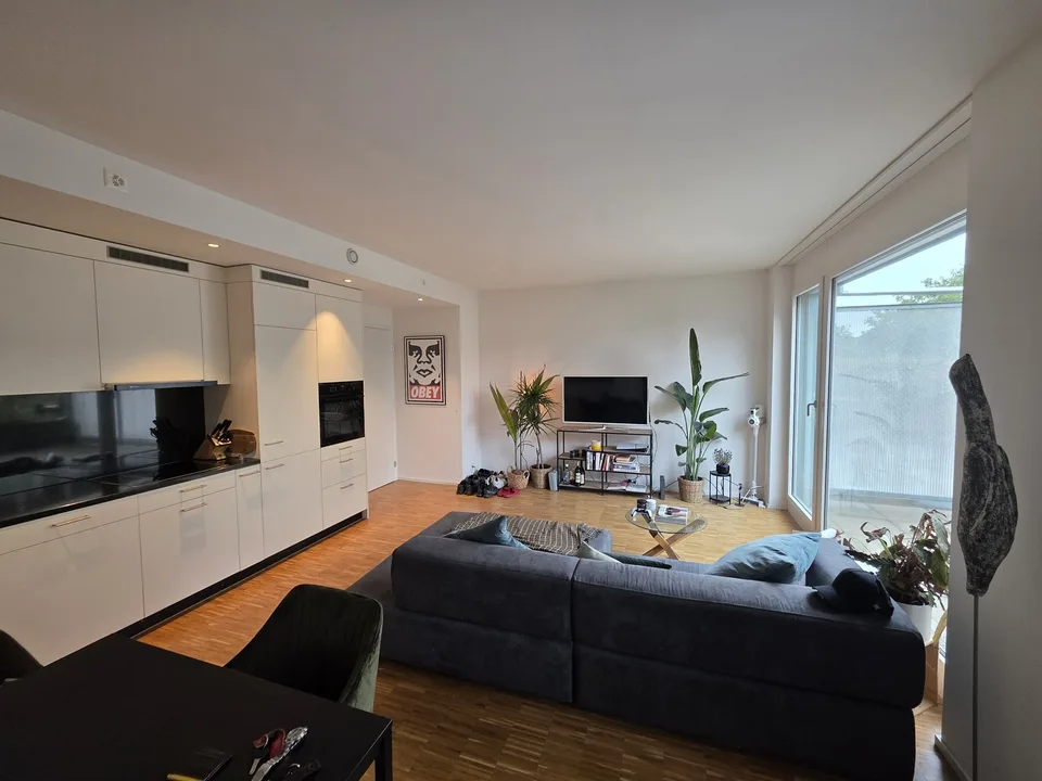 Helle, moderne 2.5-Zimmer-Wohnung mit grosser Terrasse  Nachmieter/in gesucht per 30. September 2026, Top-Lage Dietikon