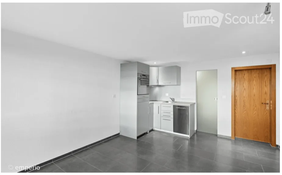 Appartement meublé de 1,5 pièces avec balcon à Gampel – disponible immédiatement !
