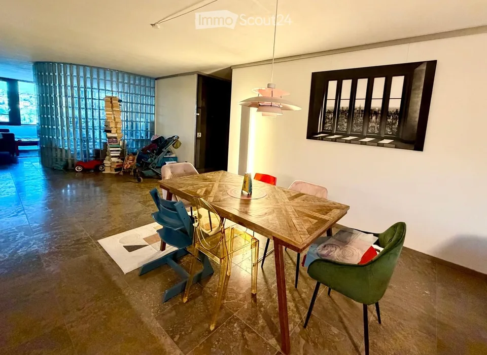Zentrale 4.5-Zimmer-Wohnung  an der Europaallee