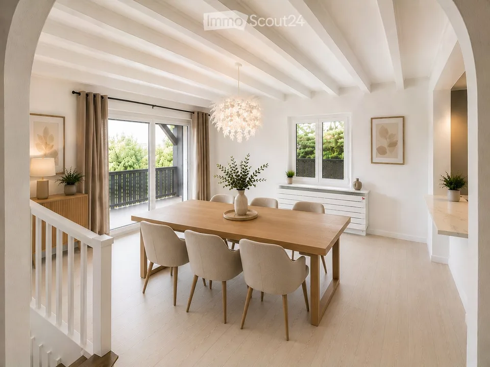 Bella casa recentemente ristrutturata di 8,5 locali con grande giardino