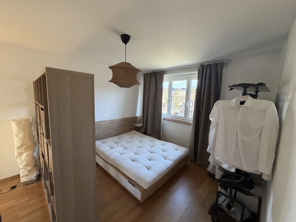 5.5 Zimmer Wohnung befristet auf 3 Jahre.