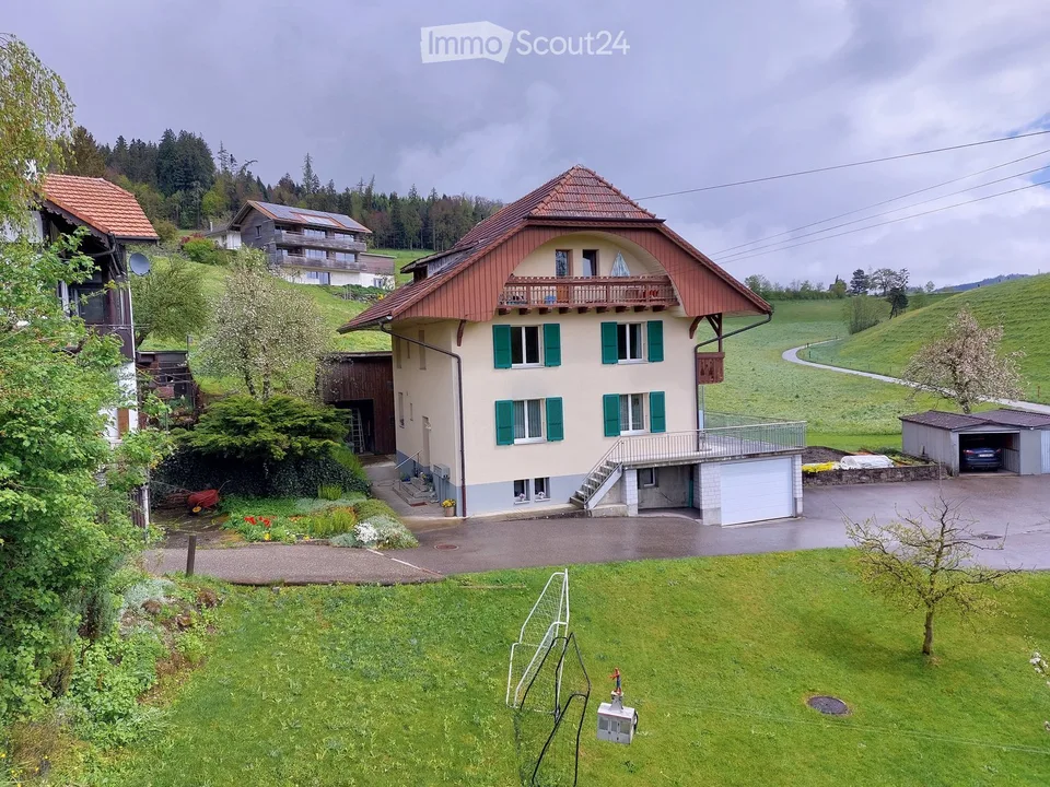 Wohnen im Grünen an ruhiger Lage, 3-Zimmer-Wohnung in Lützelflüh