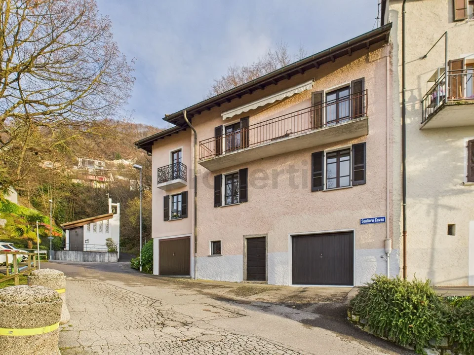 Casa bifamiliare a Viganello con vista su Lugano - ideale come residenza o investimento