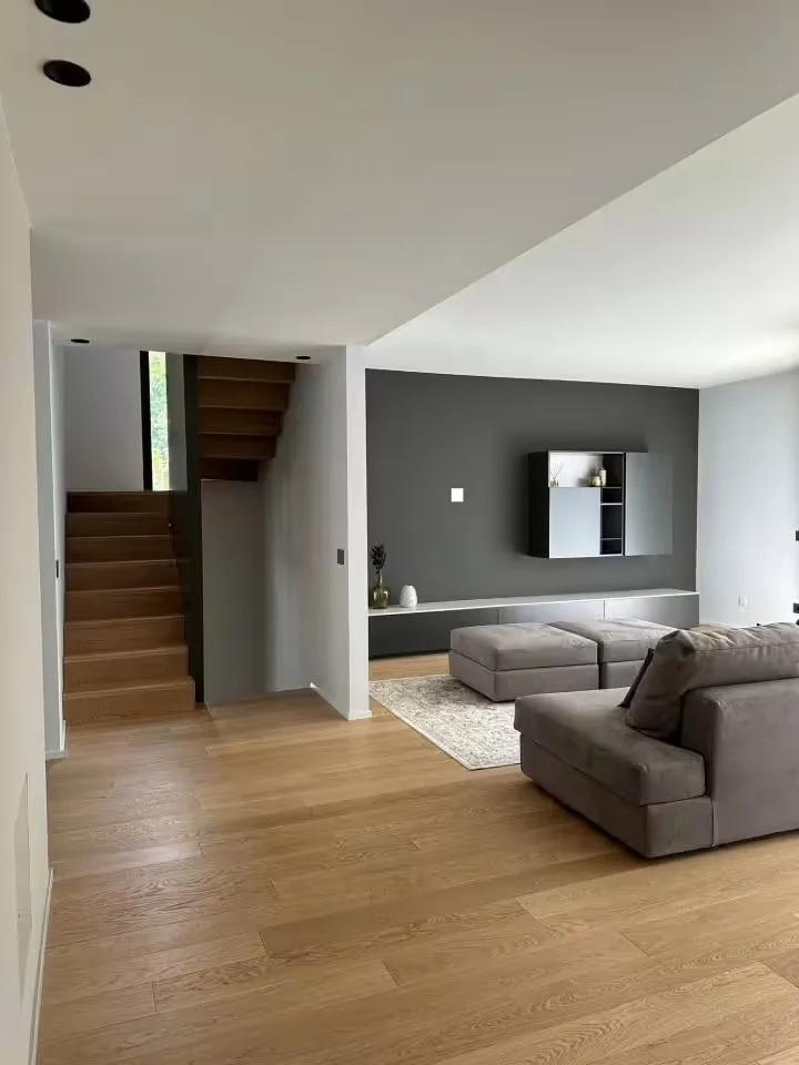 Attico duplex arredato, con terrazza vista lago in centro a Lugano