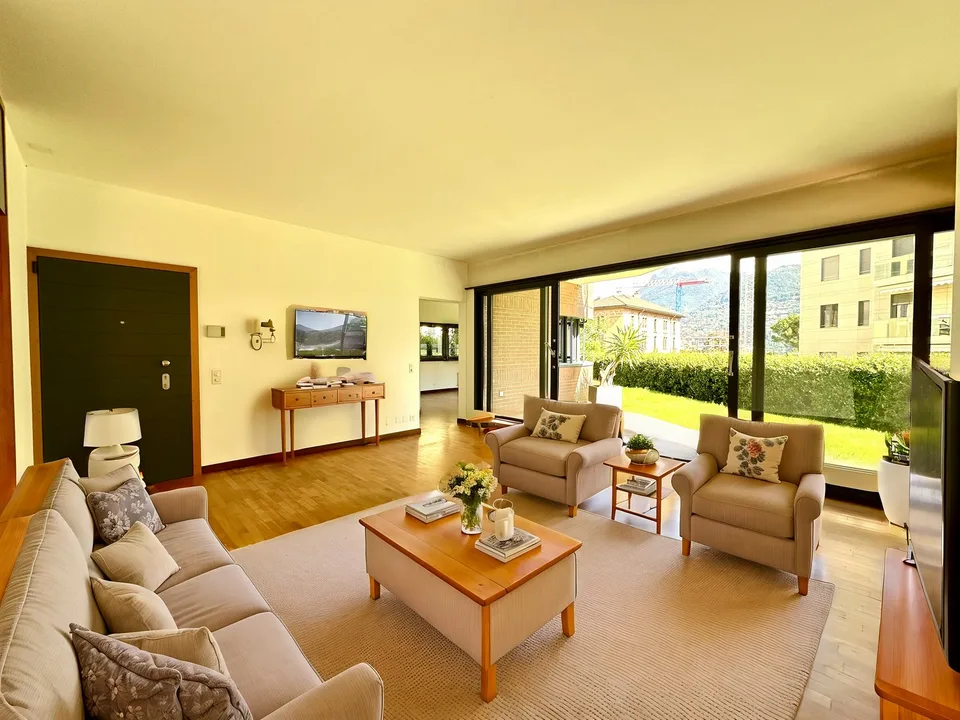 Elegante Residenza Familiare 4.5 Zimmer con Moderni Comfort