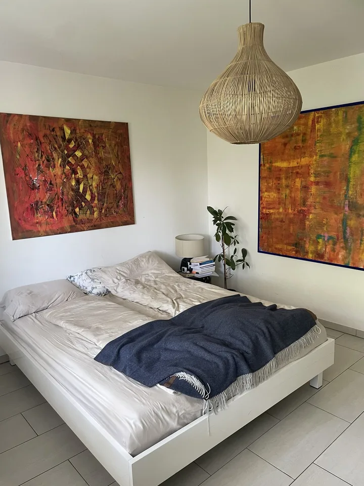 Charming, spacious 4-room apartment in Seefeld, partially furnished for subletting