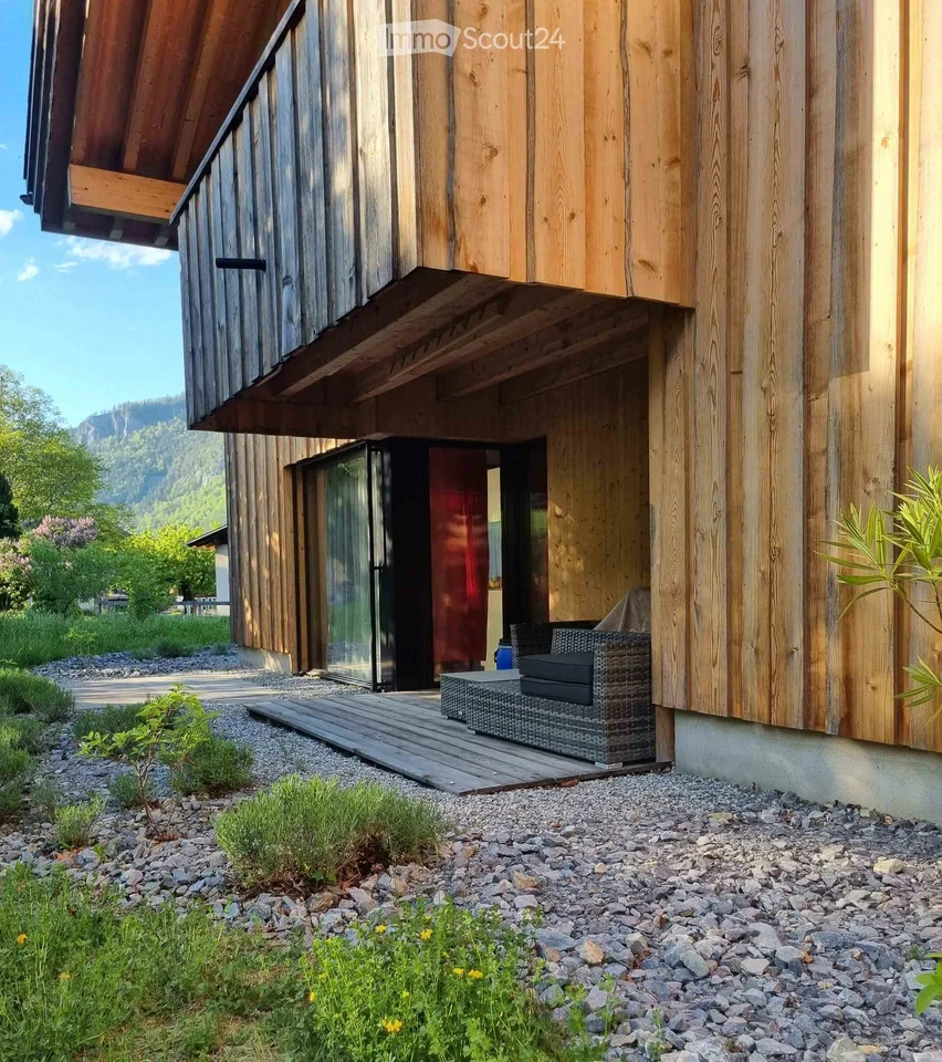 Attraktive 3,5 Zimmerwohnung mit Sitzplatz im schönen Haslital