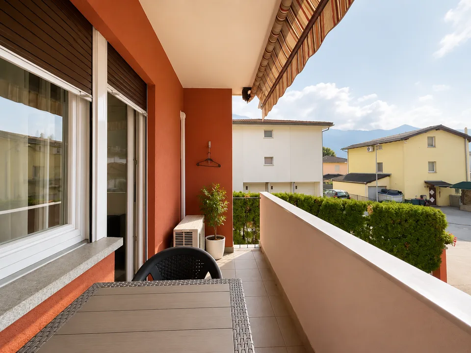 SEMENTINA - AFFITTASI 3.5 LOCALI CON BOX AUTO E TERRAZZA