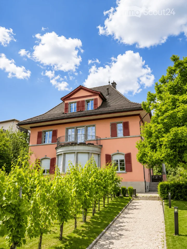 Repräsentative Büroräumlichkeiten an bevorzugter Lage in Solothurn!