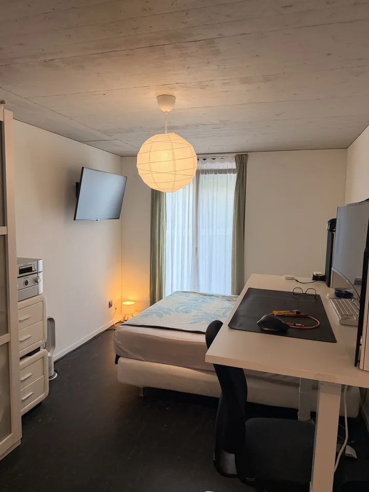 Moderne 2.5 Zimmer Erdgeschoss Wohnung