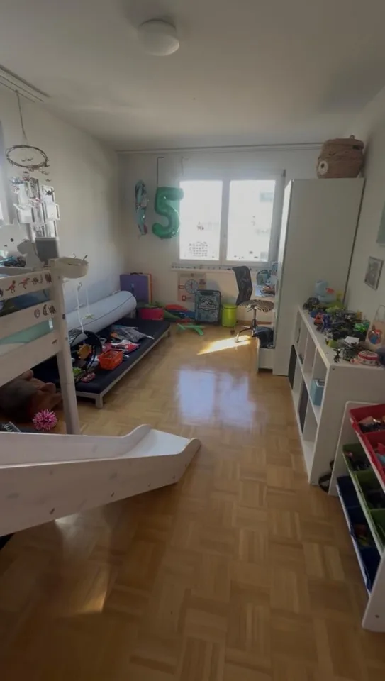 4,5 Zimmer-Wohnung mit separatem Hobbyraum