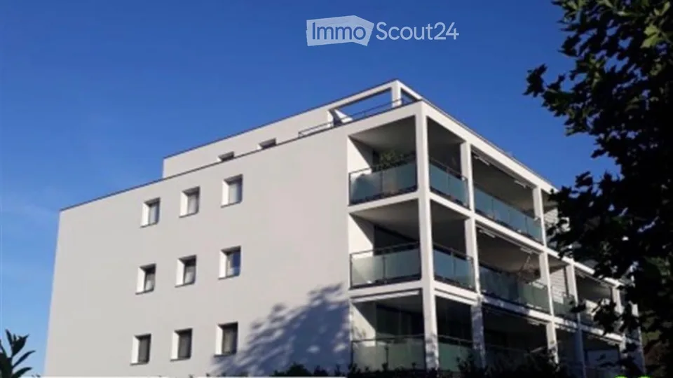 Exklusive 5½-Zimmer-Eigentumswohnung mit über 192 m² Gesamtfläche und traumhafter Sonnenterrasse