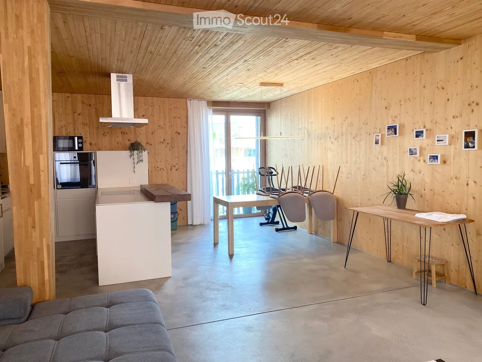 Kinderfreundliche 5.5-Zimmer Familienwohnung- mit Bergblick in Weggis