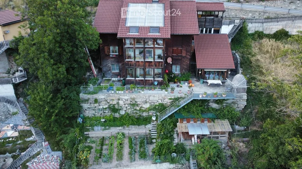 Charmantes 6.5-Zimmer-Einfamilienhaus in Eggerberg mit herrlicher Aussicht