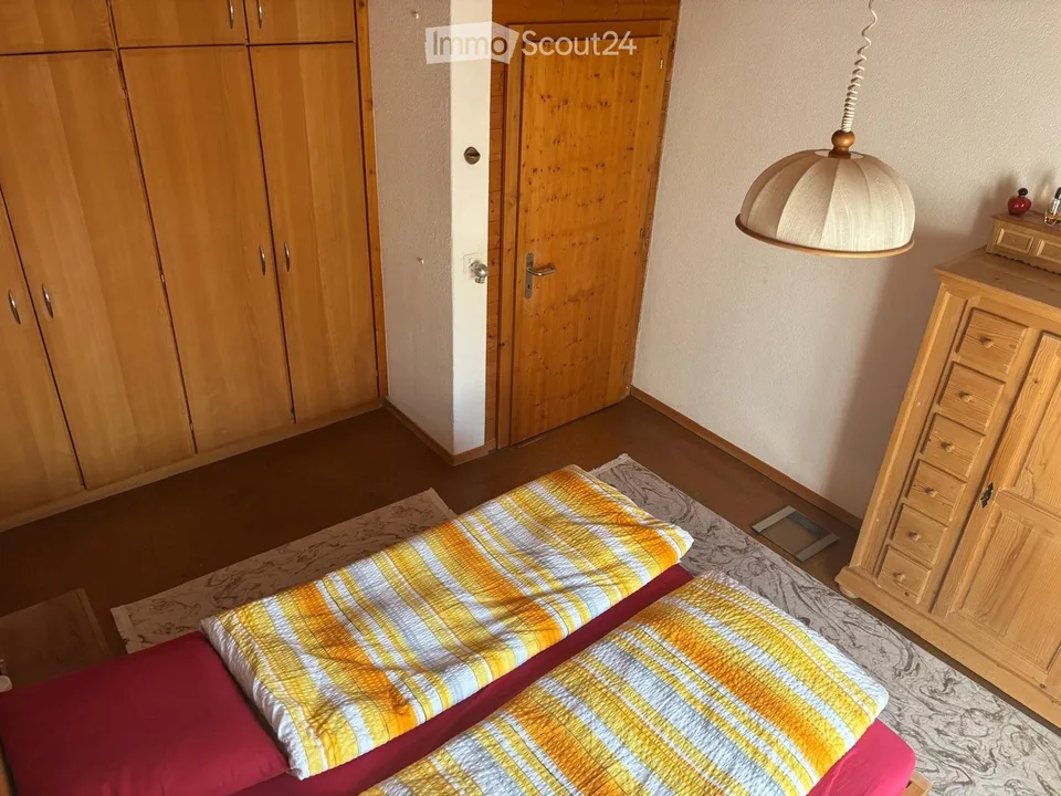 Charmante maison de famille de 6,5 pièces à Eggerberg avec une vue splendide – photo 6 sur 6