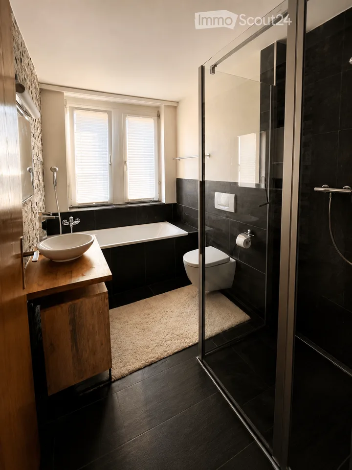 Moderne 4.5-Zimmer-Eigentumswohnung mit Südwest-Balkon und hochwertigem Innenausbau.